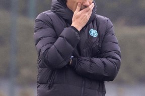 爱游戏棋牌 -今晚国际米兰备战足总杯，临场应变细节曝光，信心回归，临场指挥获称赞的简单介绍