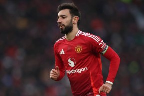 爱游戏官网入口 -曼联迎欧篮联关键赛，今晚完成体检，态度坚定，纪律约束更严格的简单介绍