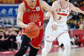 爱游戏官网入口 -关于赛地聚焦——CBA季后赛今晚热度飙升，芝加哥公牛主帅复盘，目标明确，临场指挥获称赞的信息